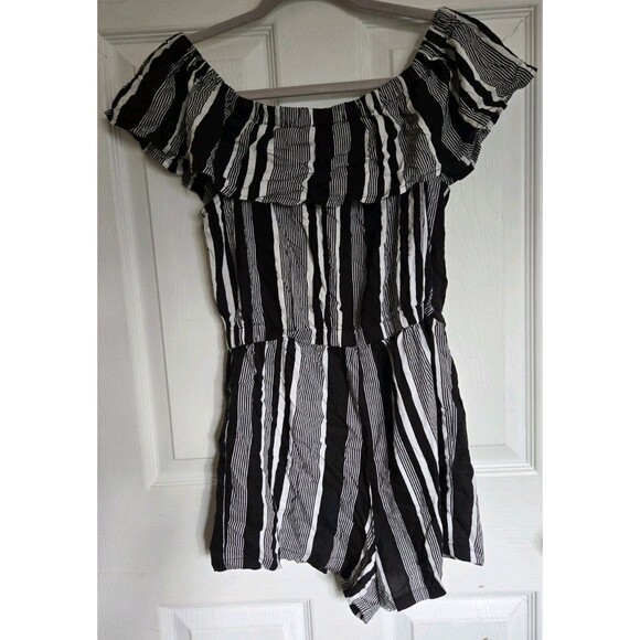 Derek Heart Romper Juniors Large L Black White Vertical Stripes One Piece Outfit - Picture 4 of 11